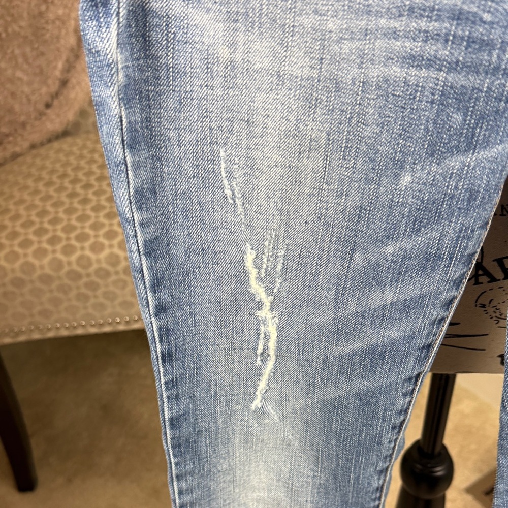 American Eagle Classic Blue Women's Jeans - Picture 3 of 8
